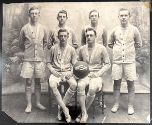 1908-1909 Basketball Team Original 7 X 9' Photo