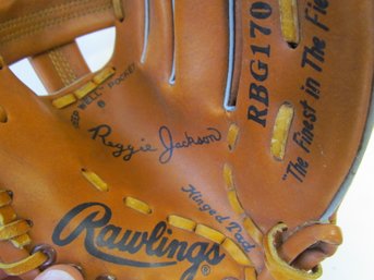 Vintage 1980's REGGIE JACKSON Kids Sized Baseball Glove Rbg170