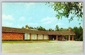 1960's Walterboro South Carolina Holiday Inn Hotel Chrome Postcard