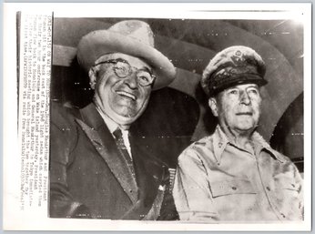 1950 General Douglas MacArthur Harry Truman Wire Photo