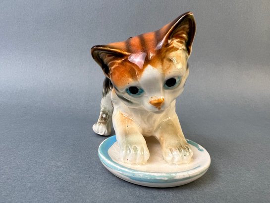 Vintage Cat Playing In A Bowl Porcelain Figurine.