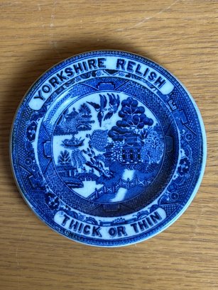 Small Vintage Yorkshire Relish Advertisement On Blue Willow Ironstone