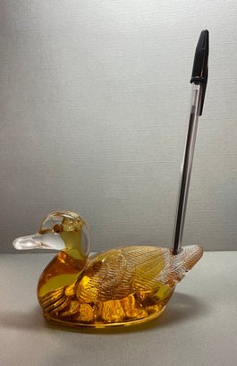 Vintage Acrylic Plastic Duck Filled With USA Souvenir Coins Pen Holder