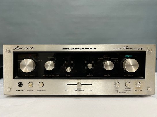 Marantz Model 1040 Console Stereo Amplifier.