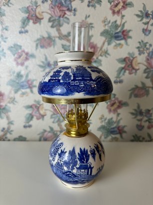 Blue Willow Oil Lamp Small