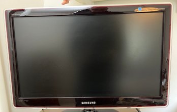Samsung Syncmaster P2370hd With Remote.
