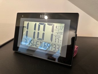 Hito Clock