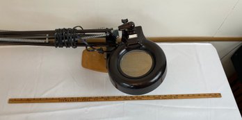 Mounted Dayton Desk Magnifier Lamp - Model 2V 353D