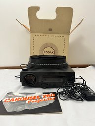 Kodak Carousel 760 Projector In Box With Remote.
