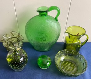 Lot Of 5 Green Glass Containers An Apple And A Stopper.