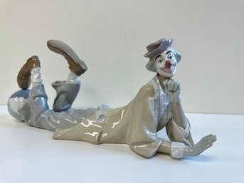 Lladro Clown Laying Down With Ball #4618