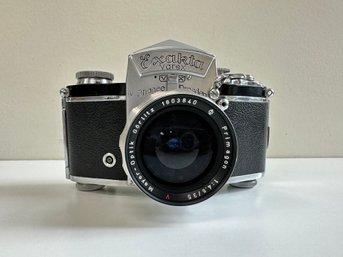 Vintage Exakta Varex VX Film Camera