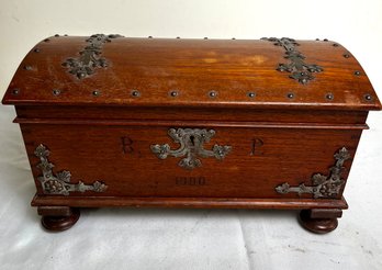 Vintage Small Wood Storage Chest