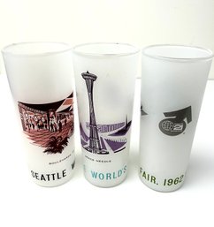 Seattle Worlds Fair Glass Tumbler Frosted Drinking Glasses