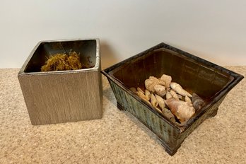 Seashells And 2 Container