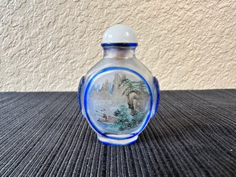 Reverse Painted Chinese Snuff Bottle