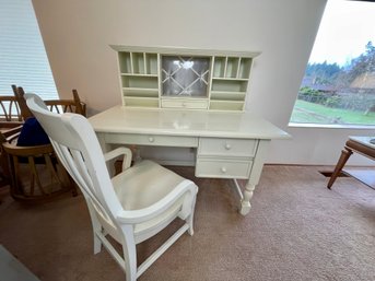 White Desk With Top & Chair ~ Pottery Barn Style