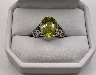 Sterling 925 Ring With Yellow/Green Stone