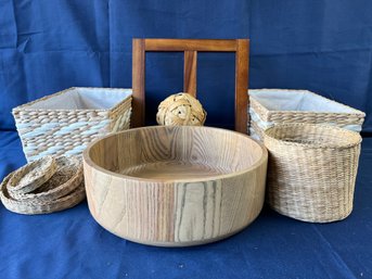 Round Nesting Baskets, Cookbook Stand, Ash Wood Serving Bowl, 2 Lined Baskets, Wicker Ball.