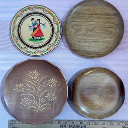 4 Wood Dishes