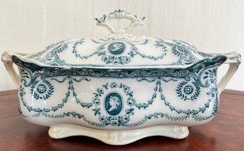 Covered Casserole Dish Repaired.