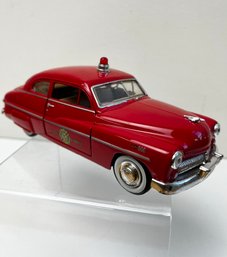 1949 FORD MERCURY COUPE RED FIRE CHIEF 1:24 MOTORMAX OPENING HOOD, DOORS & TRUNK