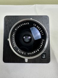 Schneider Kreuznach 1:8 / 75 Lens