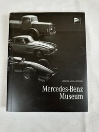 Mercedes-Benz Museum Paperback Book