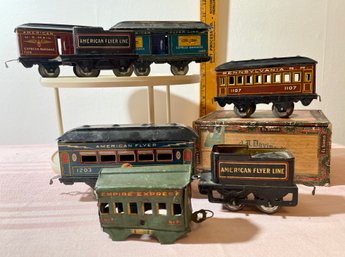 Lot Of 7 American Flyer Tin Train Cars