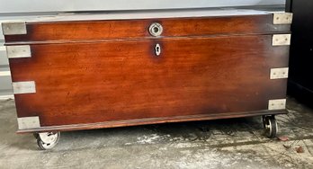 Rolling Decorative Trunk