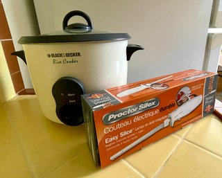 Lot Of 2: Black And Decker Rice Cooker/ Proctor Sylex Electric Knife