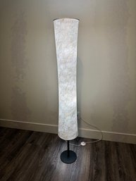 Modern Style Floor Lamp *Local Pick Up Only*