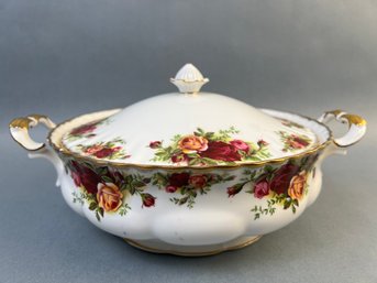 Royal Albert Old Country Roses Covered Serving Dish.