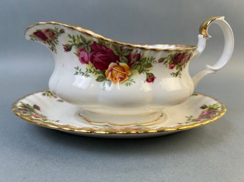 Royal Albert Old Country Roses Gravy Boat With Saucer.