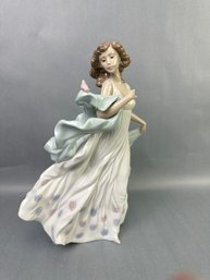 Lladro Statue - Summer Serenade