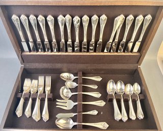 86 Piece Set Of 1881 Rogers Oneida Silver Plate Flatware With Case. *Local Pick Up Only *