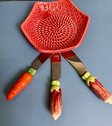 Small Grate Plate With 3 Butter Knives-made In France