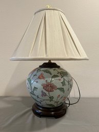 Vintage Asian Style Ceramic Lamp