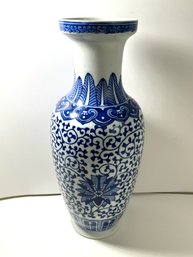 Vintage Chinese Blue & White Porcelain Vase *local Pickup Only*