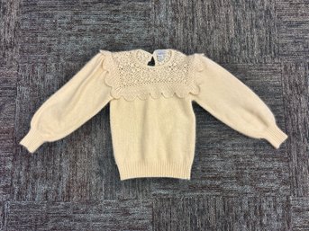 Bergdorf Goodman Size Small Angora Sweater