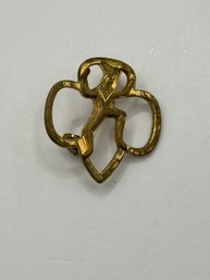 Vintage. Gold  Tone Girl Scout Pin