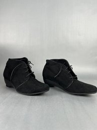 Munro Kara Black Suede Ladies Shoes