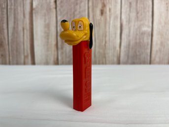 No Feet Goofy Pez Container