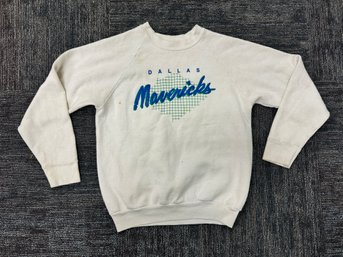 Vintage Dallas Mavericks Sweatshirt