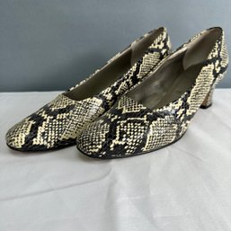 Black And Ivory Patterned Shoes By Ros Hommerson -10N