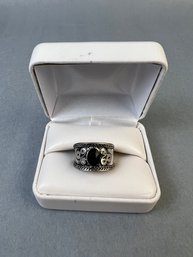 Size 8.25 Silver Tone & Black Glass Ring.