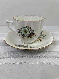 Vintage Windsor Fine English Bone China.