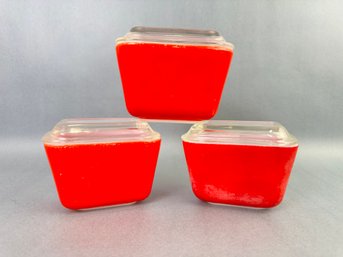 Pyrex Red Refrigerator Dishes With Lids