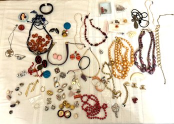 Vintage Costume Jewelry Mix Lot *LOCAL PICKUP ONLY - NO SHIPPING*