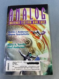 Analog Science Fiction Book Dated Nov 2001.